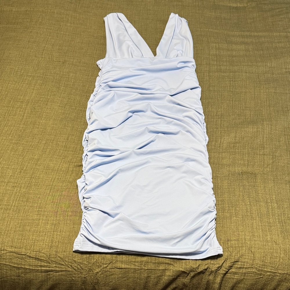 Chic White Sleeveless Ruched Dress